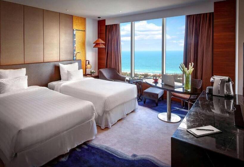 اتاق لوکس با چشم‌انداز دریا, Pullman Vung Tau