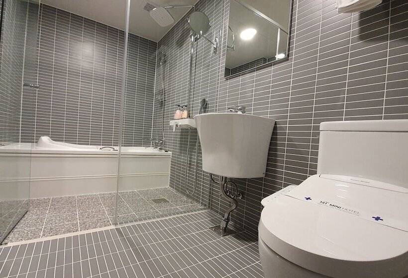 Номер Deluxe, Mini Hotel 141