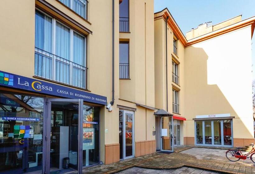 استودیوی استاندارد, Residenza Le Cupole