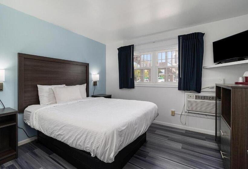 Номер Стандарт, Snyders Shoreline Inn