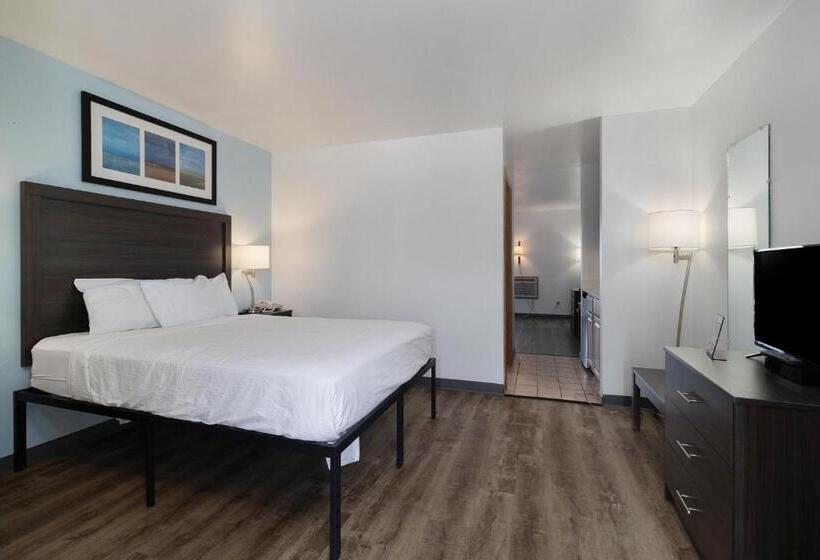 Люкс 2 Спальни, Snyders Shoreline Inn