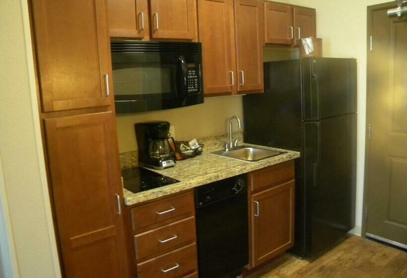 Номер Deluxe Кровать Кинг, Teddy's Residential Suites Watford City