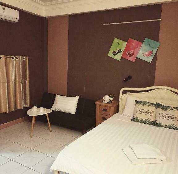 اتاق استاندارد سه نفره, Khoi Hostel