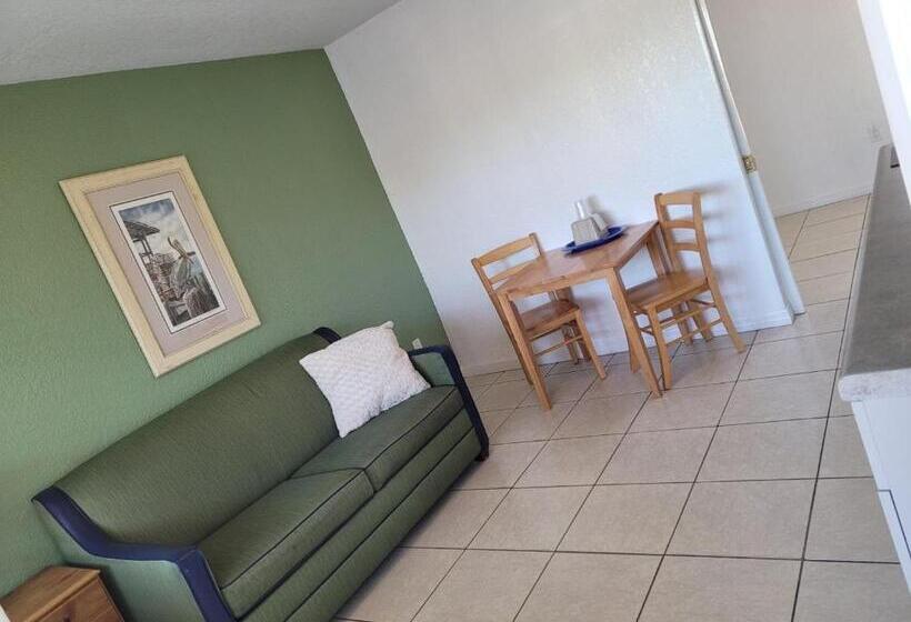 Апартаменты 1 Спальня, Blind Pass Resort Motel