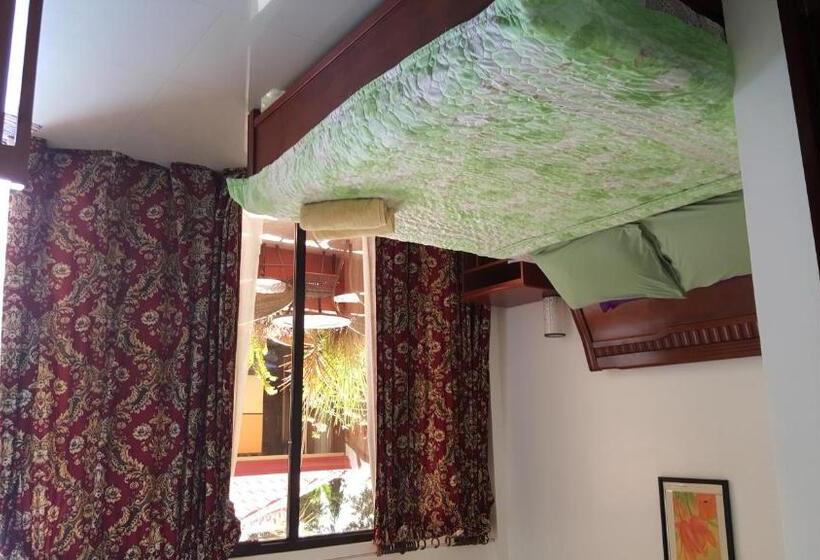 带大床的标准间, Citadel Bed And Breakfast