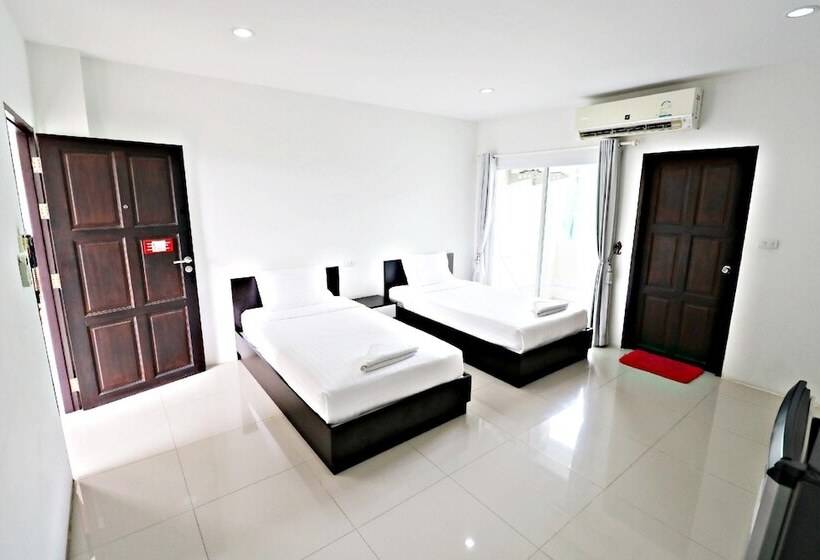 חדר משפחתי, Hua Hin Irooms