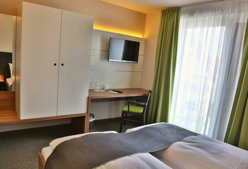 Номер Стандарт, Riku Hotel Weißenhorn