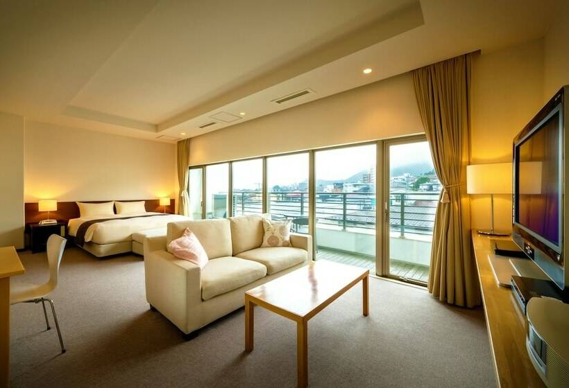 سوییت, Villa Concordia Resort & Spa