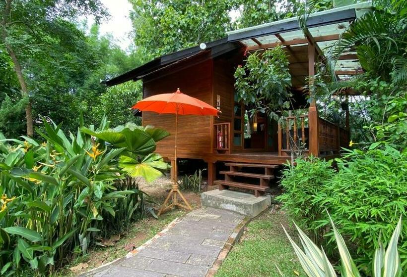 بانگلوی سوپریور, Nan Seasons Boutique Resort