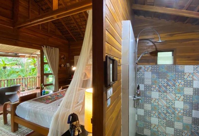Standard bungalow mountain view, Nan Seasons Boutique Resort