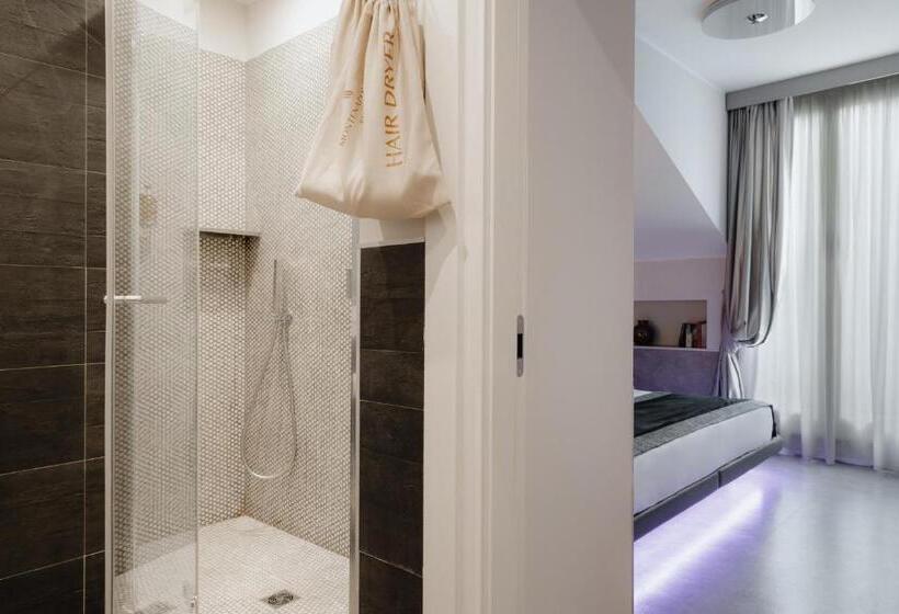 سوییت لوکس, Montenapoleone Suites