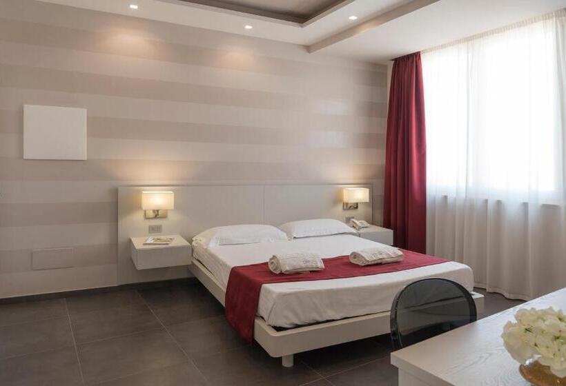Семейный Номер Superior, Grand Hotel Biffy