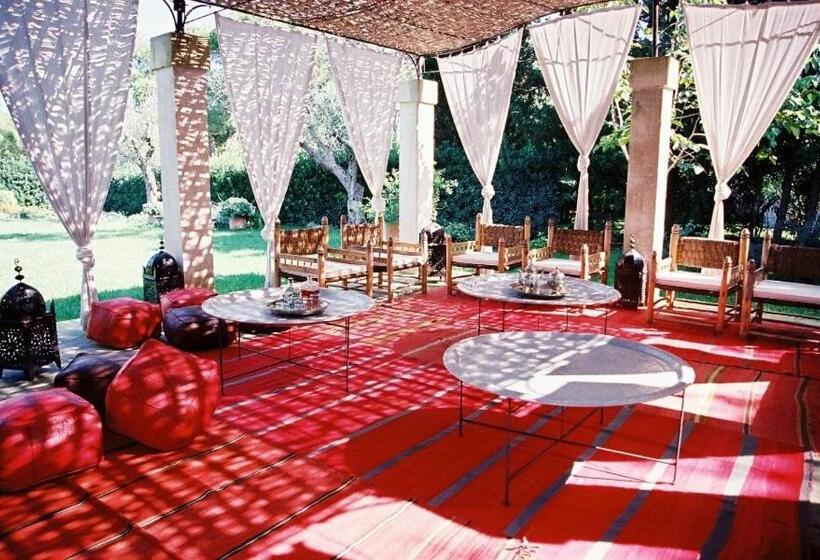 آپارتمان 1 خوابه با تراس, Tenuta Belvedere