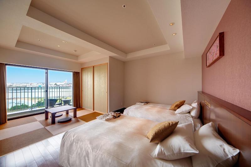 景色の見えるデラックスルーム, Senagajima Island Resort & Spa