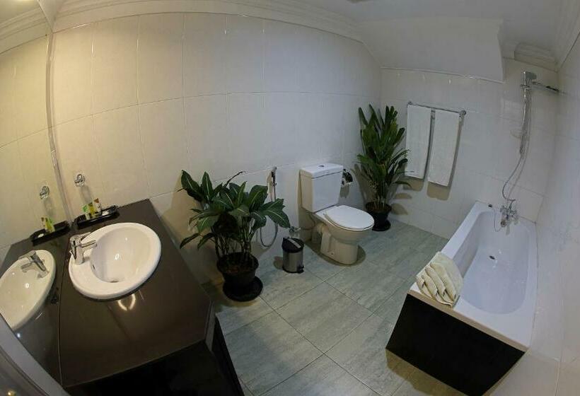豪华房间, Cafe Aroma Inn