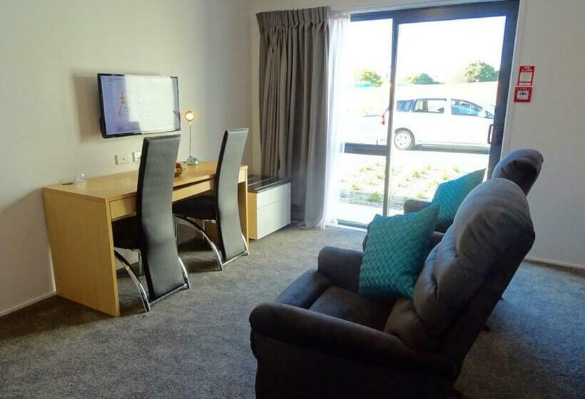 스위트, Bks Premier Motel Hamilton