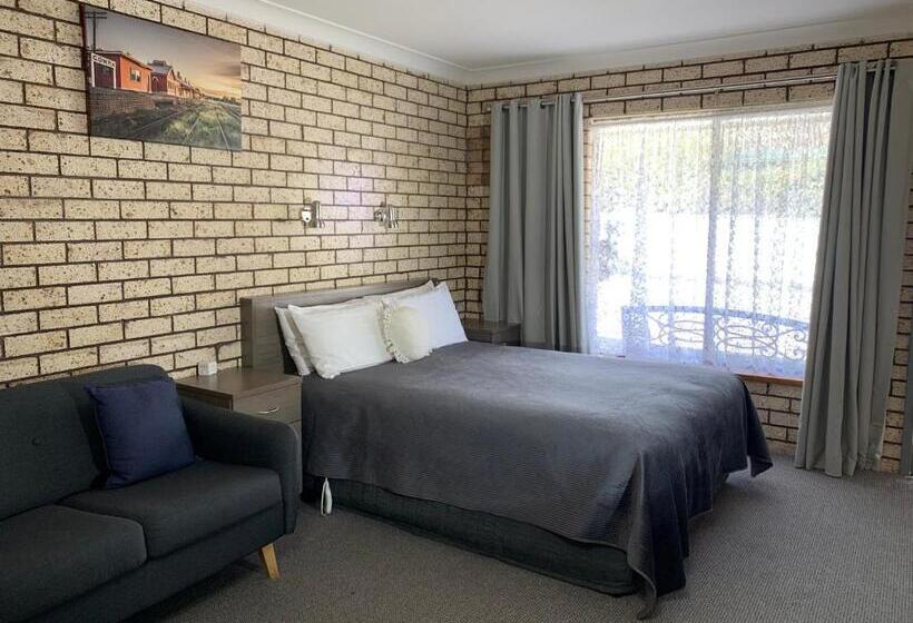 Номер Стандарт, Cowra Crest Motel