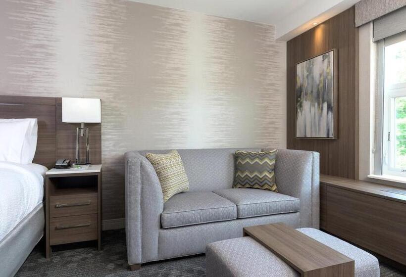 스탠다드 룸 킹사이즈 침대, Courtyard By Marriott Edgewater Nyc Area