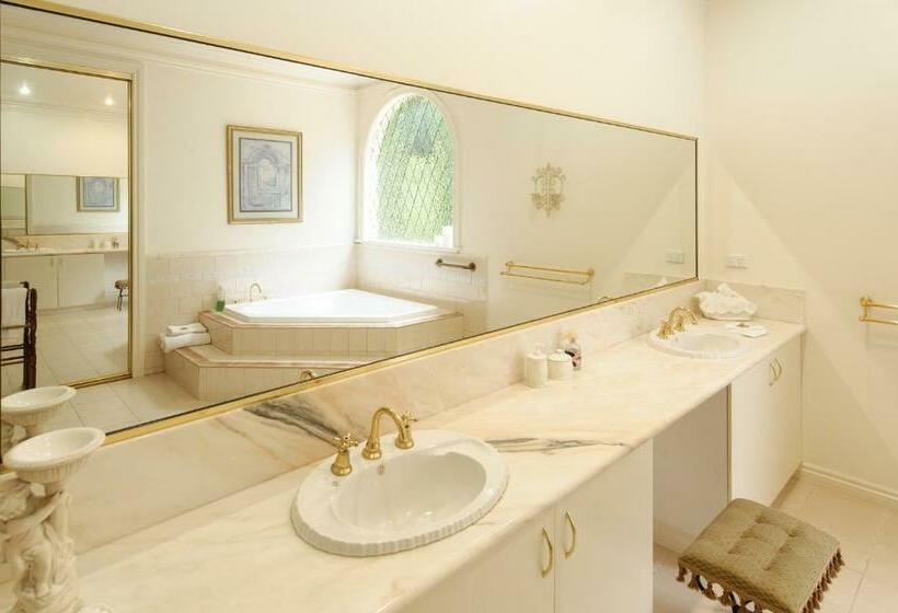 Президентский Люкс, Montfort Manor