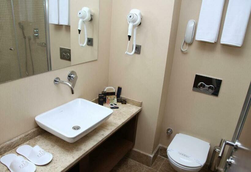 اتاق استاندارد با چشم‌انداز, Tilya Resort