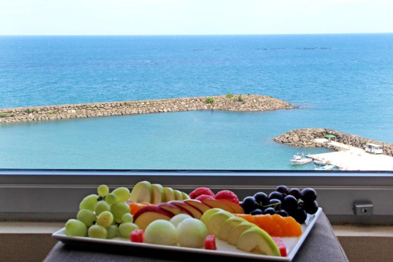 اتاق لوکس با چشم‌انداز دریا, Tilya Resort