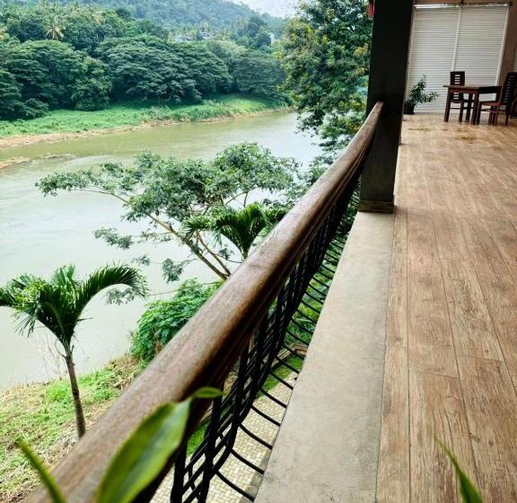 اتاق لوکس, Rivorich Residence Kandy