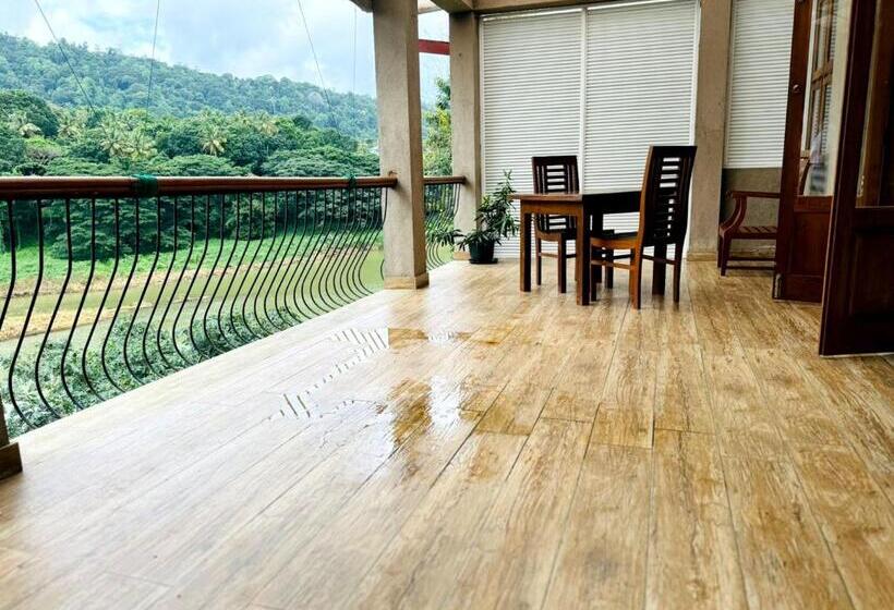 اتاق لوکس, Rivorich Residence Kandy