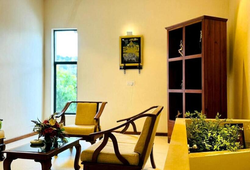 اتاق لوکس, Rivorich Residence Kandy