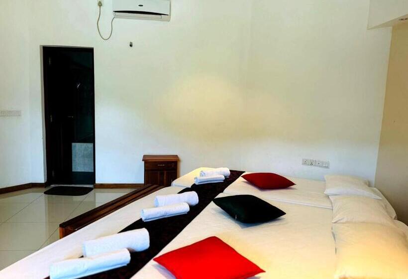 اتاق لوکس خانوادگی, Rivorich Residence Kandy