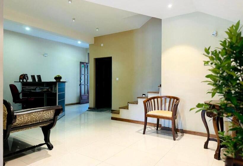 بنگله خانوادگی, Rivorich Residence Kandy