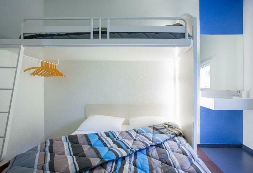 Трехместный Номер Стандарт Совместная Ванная, Enzo Hotels 1er Prix