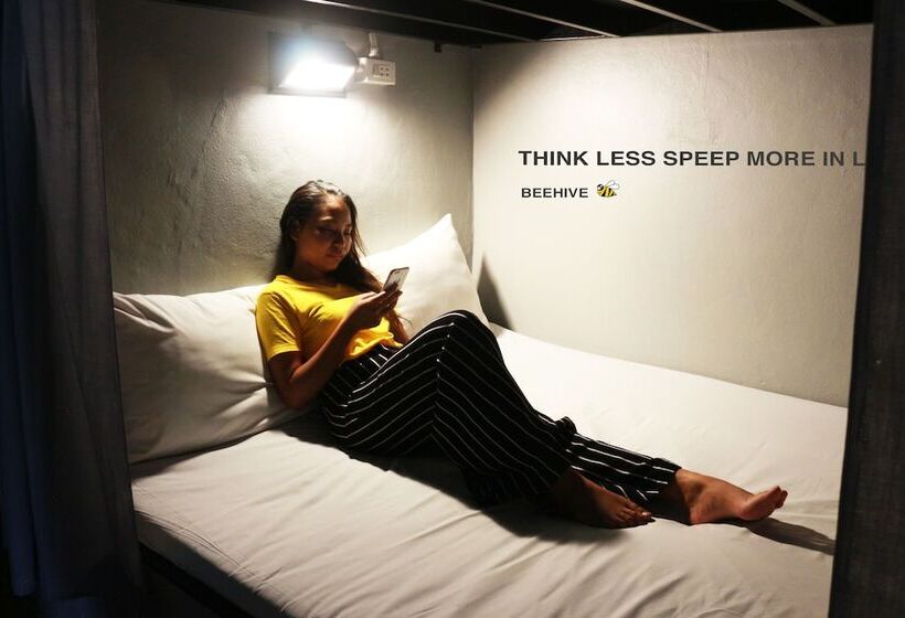 تختخواب در اتاق مشترک, Beehive Phuket Oldtown Hostel