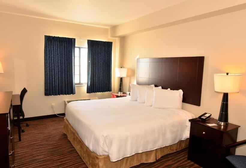 Номер Стандарт Кровать Кинг Адаптированный для Инвалидов, Cobblestone Inn & Suites  Holstein