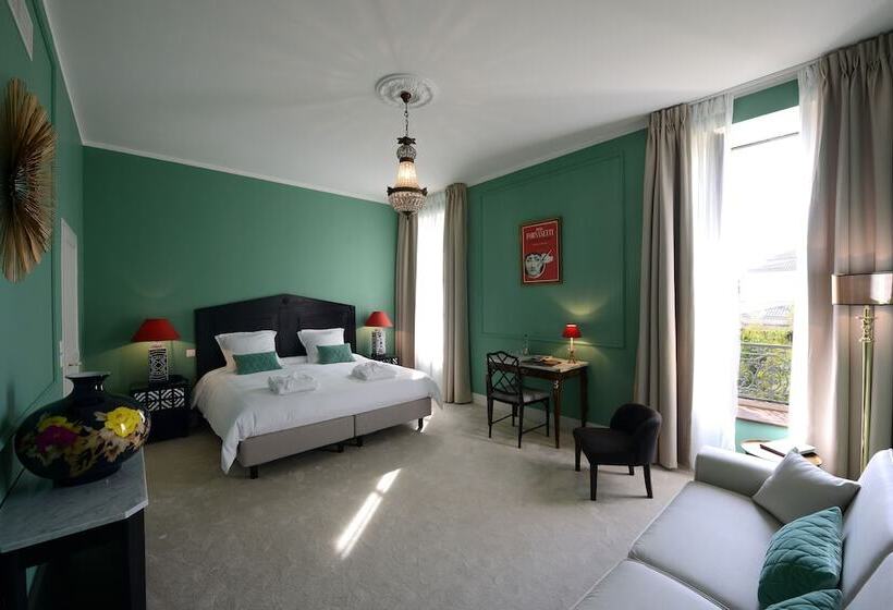 سوییت جونیور, Grand Hôtel Henri   Teritoria