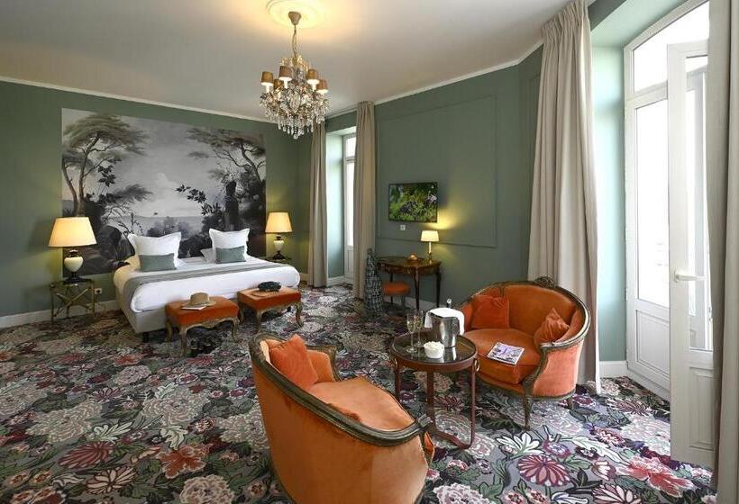 سوییت, Grand Hôtel Henri   Teritoria
