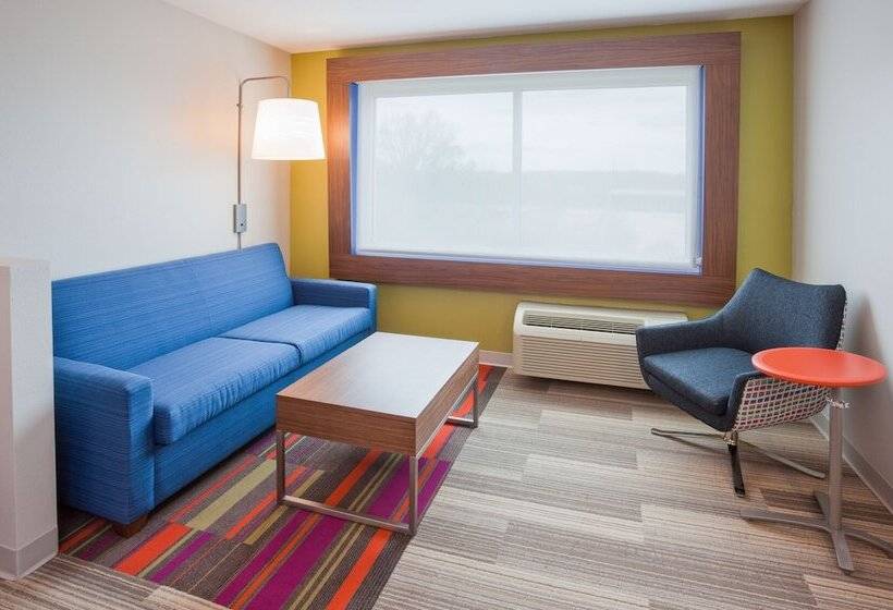 장애인을 위한 스위트, Holiday Inn Express And Suites Des Moines Downtown, An Ihg