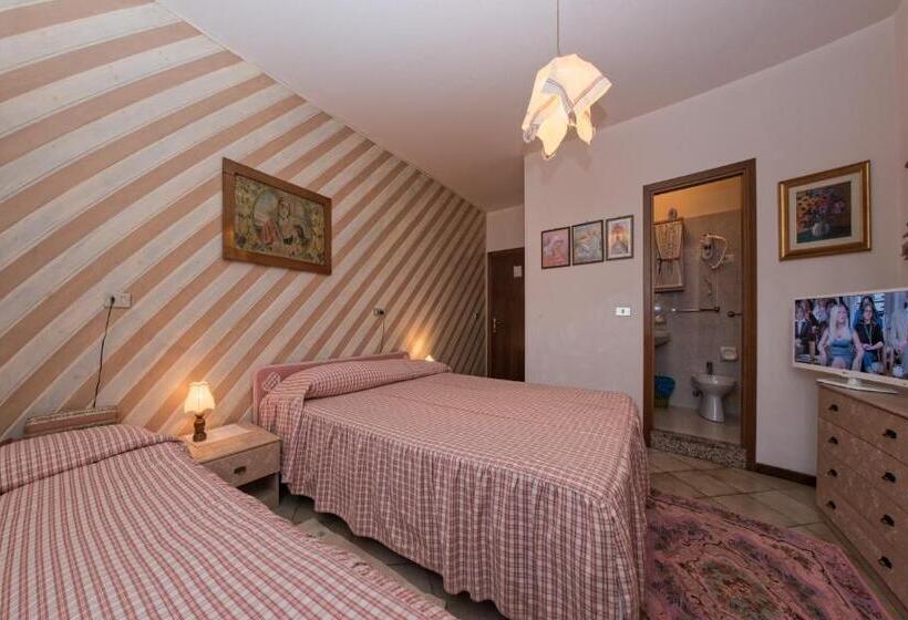 Номер Стандарт Трехместный, Locanda San Giorgio