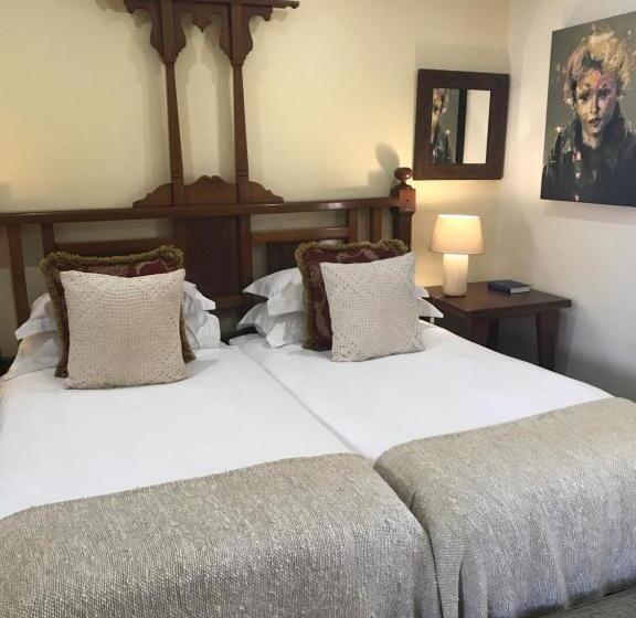 스탠다드 룸 가든 전망, The Crown Guest House