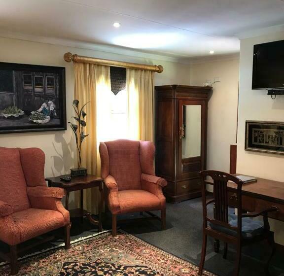 디럭스 룸, The Crown Guest House
