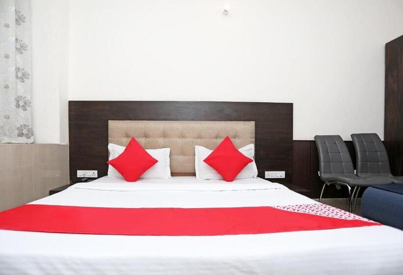 Трехместный Номер Классика, Oyo Townhouse 918 Mehak Garden