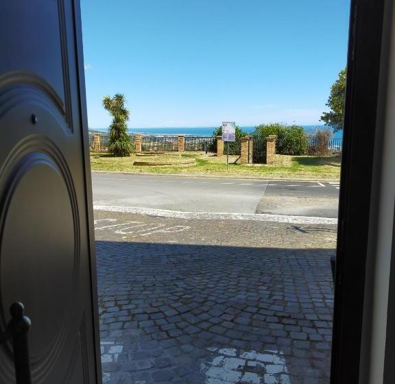 اتاق لوکس با چشم‌انداز دریا, B&b Casa Vacanze La Dimora Di Maddalena