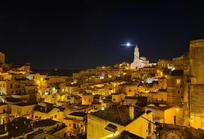 اتاق استاندارد, L  Infinito Dei Sassi
