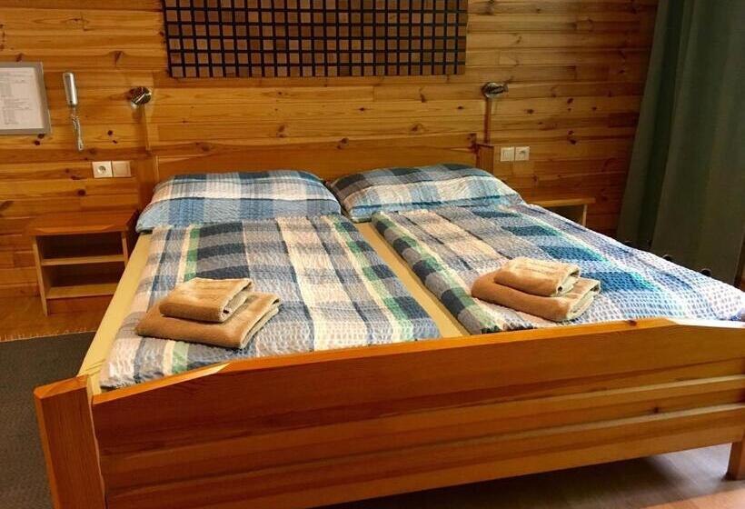 Семейный Номер, Pension U Studny