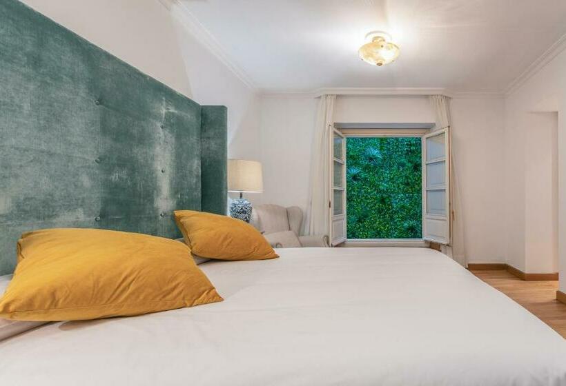 اتاق پریمیوم چهارنفره, Casa Miraflores