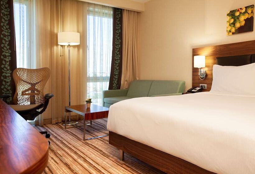 Семейный Номер, Hilton Garden Inn Erzincan
