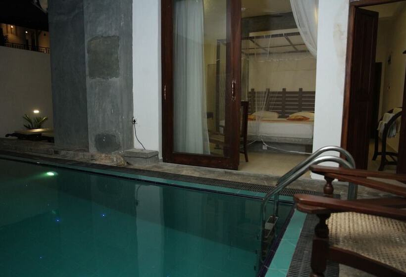 ویلای 1 خوابه, Villa Tangalle Lagoon