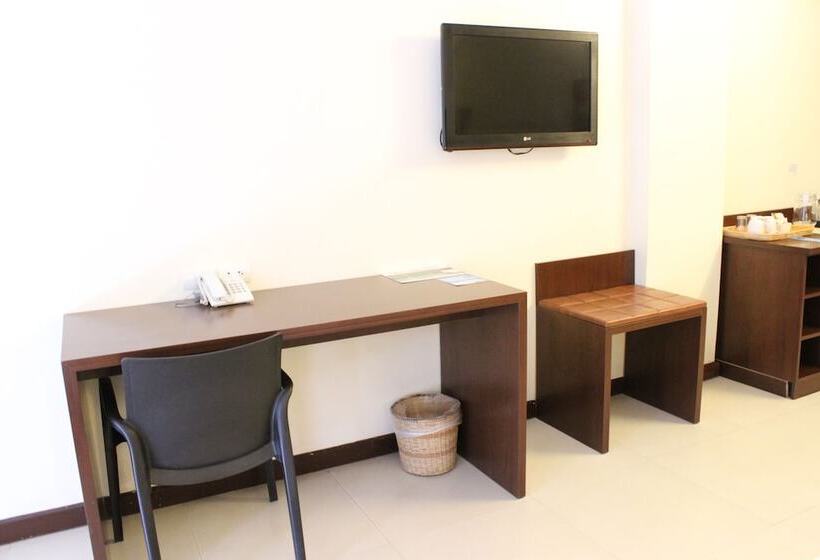سوییت خانوادگی, Ocean Suites Bohol Boutique