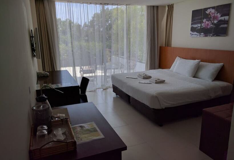 سوییت لوکس, Ocean Suites Bohol Boutique