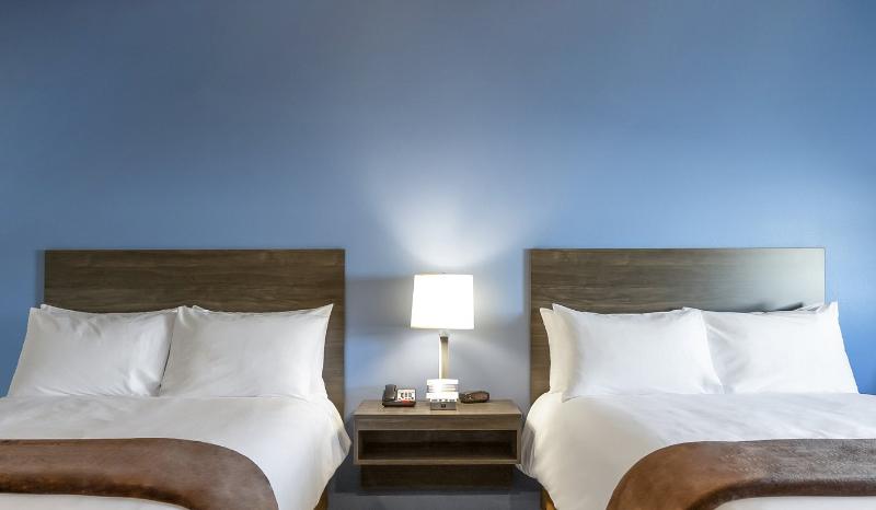 Люкс Адаптированный для Инвалидов, Holiday Inn Express & Suites By Ihg Altoona, An Ihg