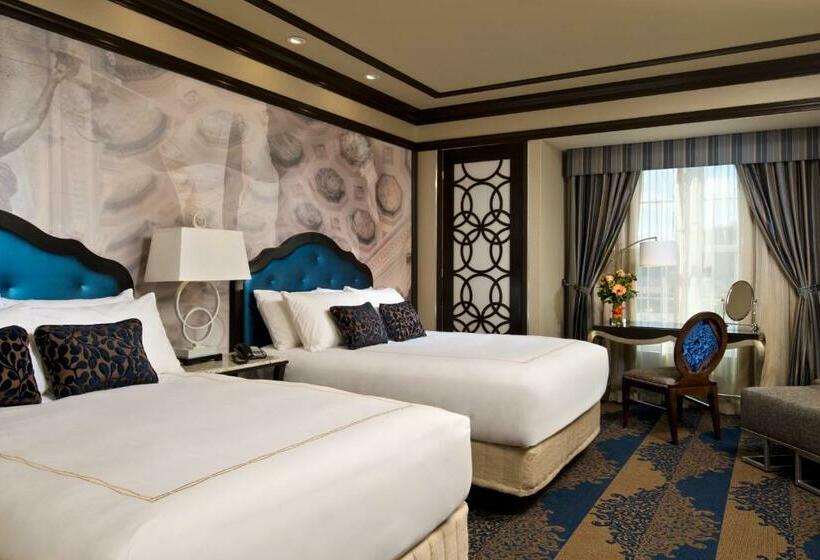 Номер Стандарт, Saratoga Casino